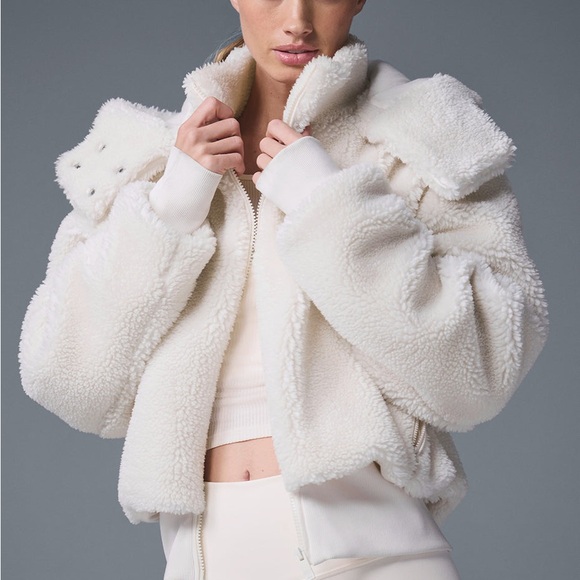 ALO Yoga White Teddy Jacket - Picture 2 of 8